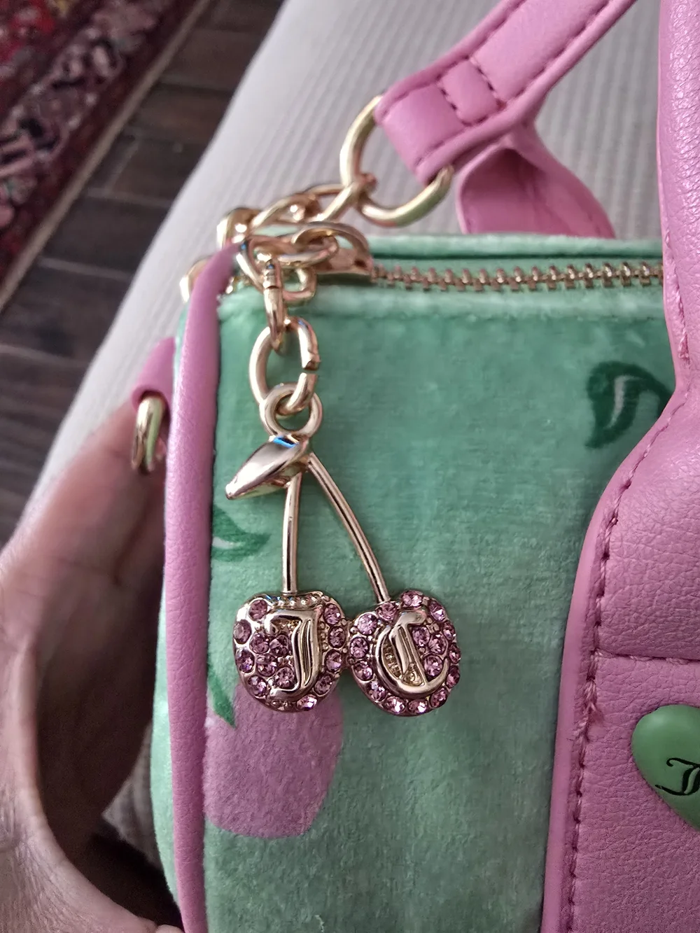 Juicy Couture Pink & Mint Barrel Mini Bag - Picture 4 of 5